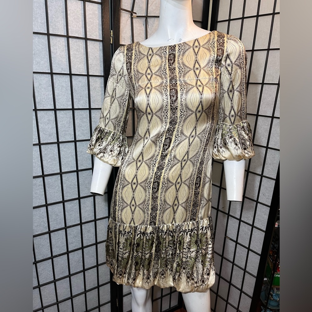 Gianni Bini 100% silk bubble-hem dress with 3/4 length puff sleeves sz 2